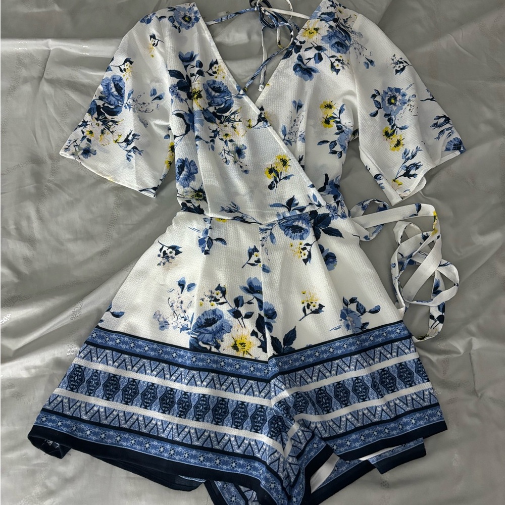 Trixxi XS floral romper.